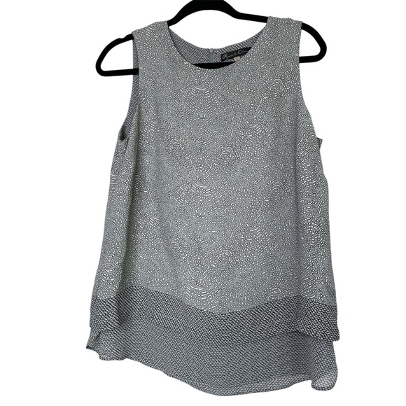 Rose & Olive Tops - Rose & Olive Womens Grey White Abstract Pebble Print Sleeveless Blouse Size M